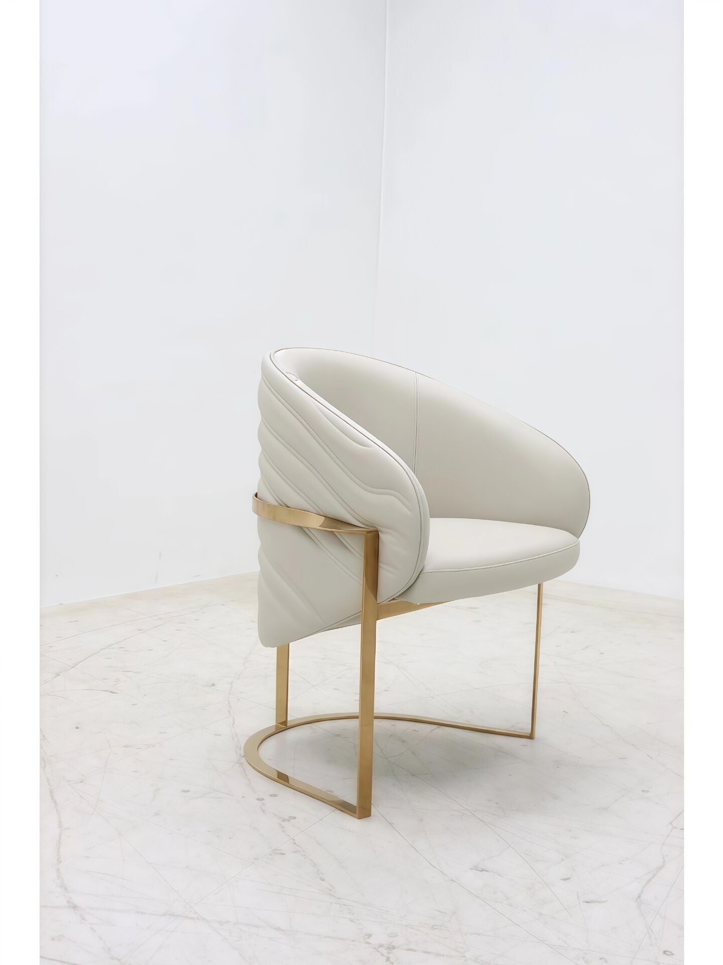 Cloud Italian Modern High End Minimalist Genuine Leather Chair