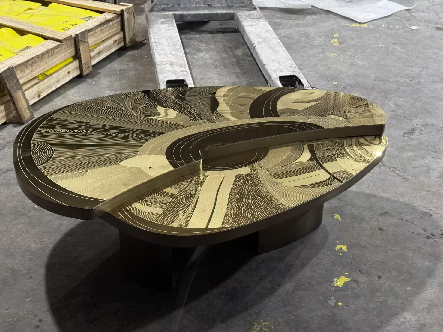 Italian Creativity Stainless Steel Etching Artistic Irregular Coffee Table