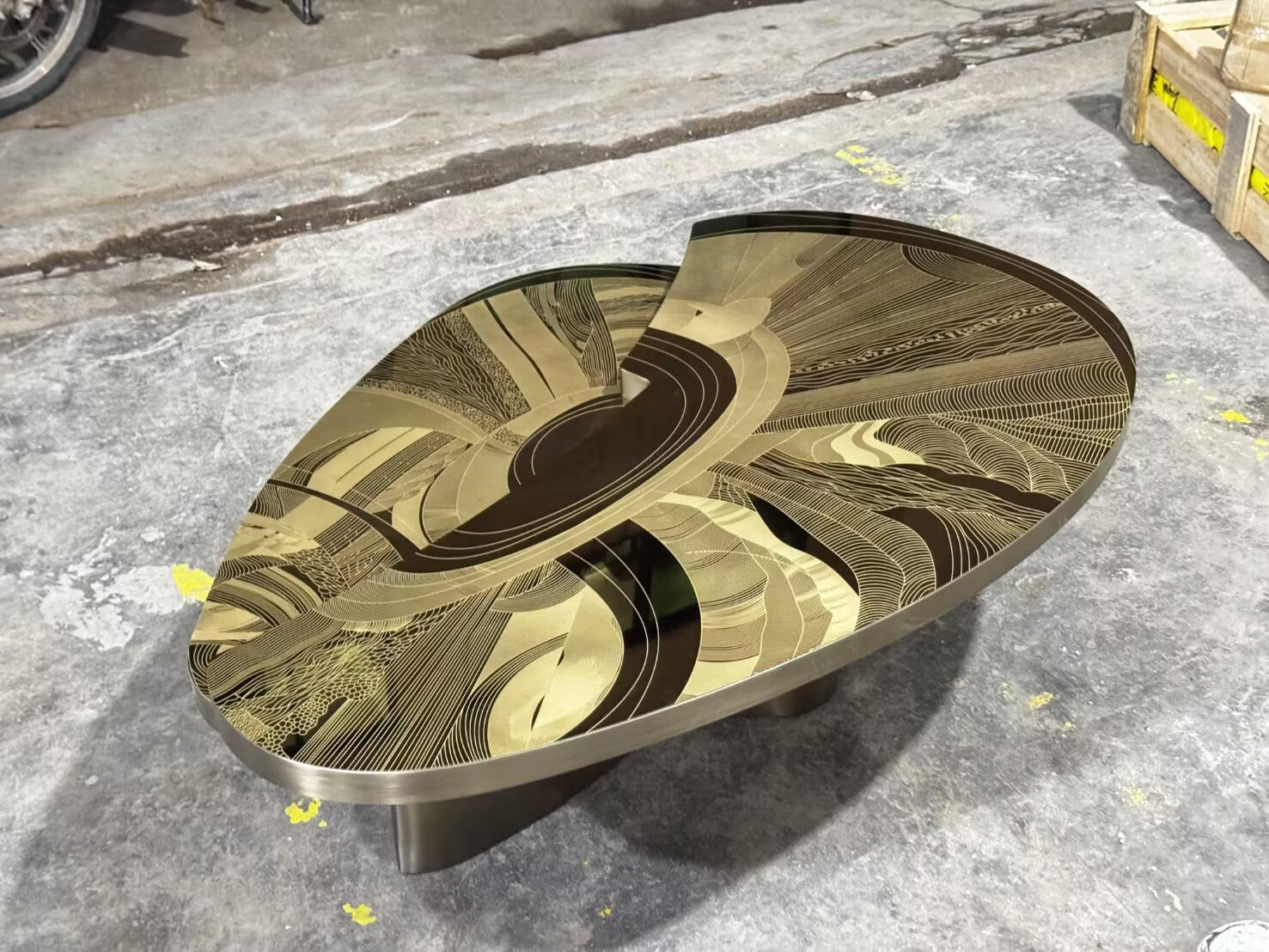Italian Creativity Stainless Steel Etching Artistic Irregular Coffee Table