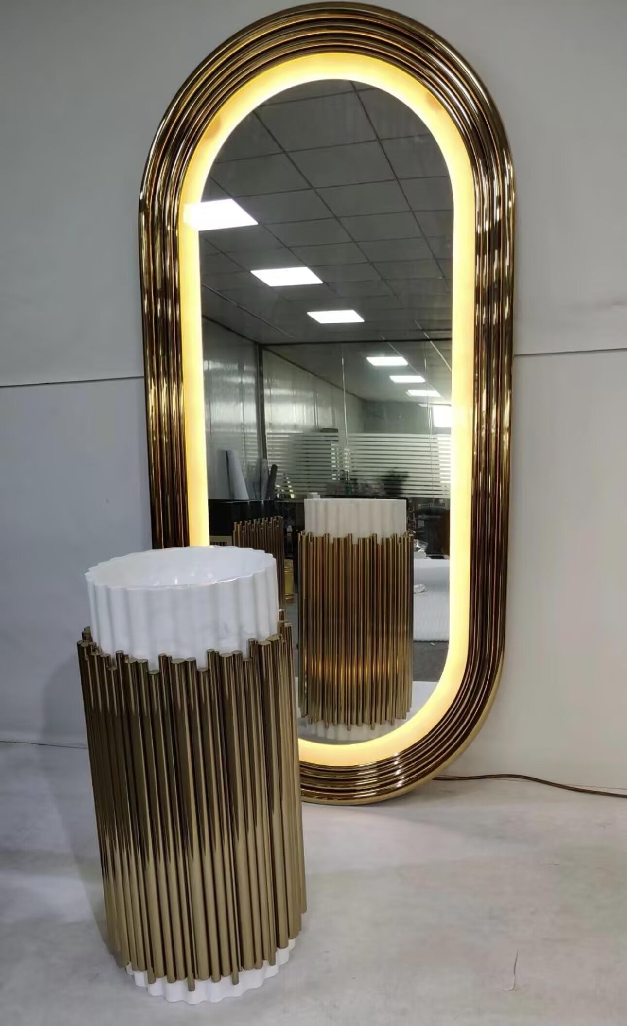 Colosseum Luxurious Stainless Steel Hanging Circular Bathroom Mirror