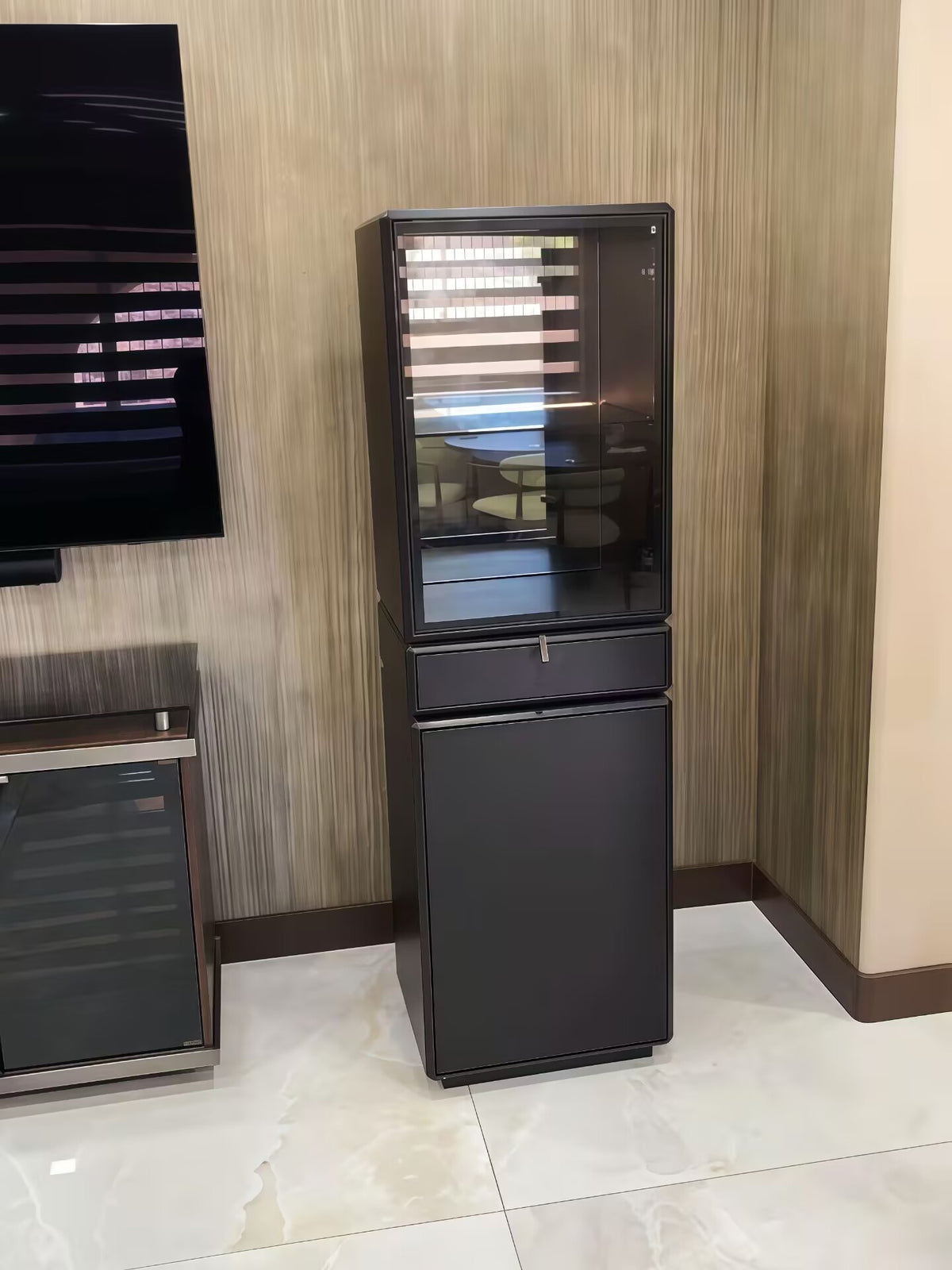 Colossus Unique Creativity Segmented Rotating Wine Cabinet