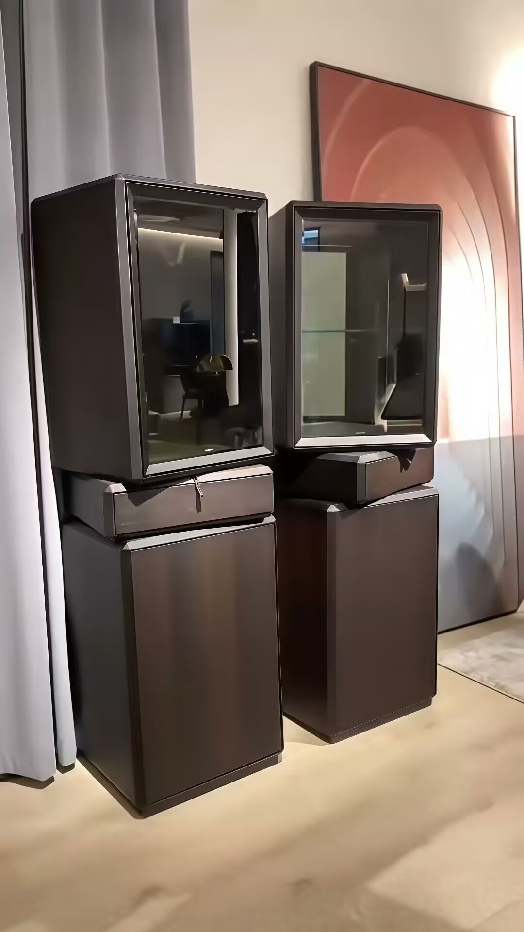 Colossus Unique Creativity Segmented Rotating Wine Cabinet