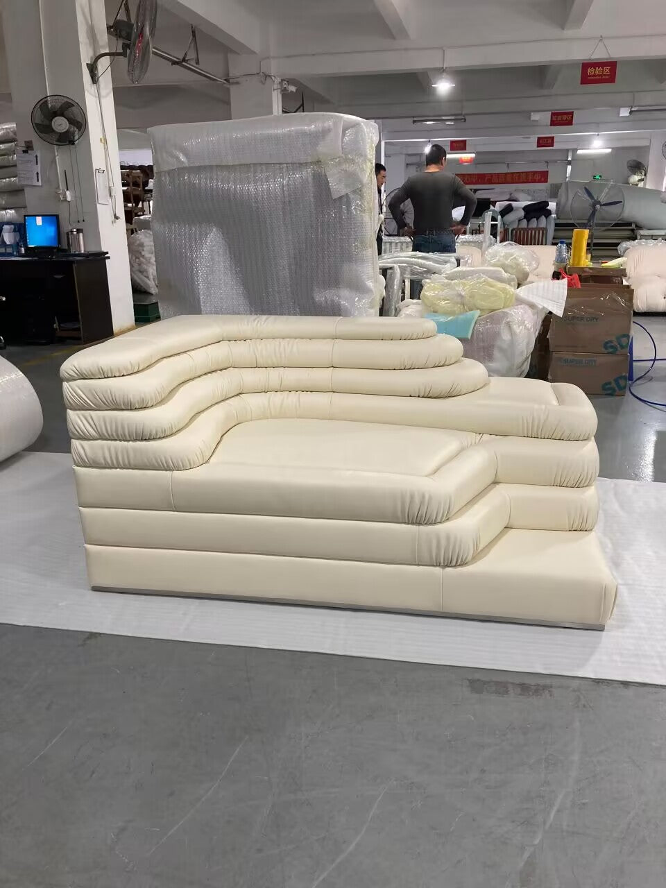 De Sade Unique High End Irregular Minimalist Genuine Leather Sofa