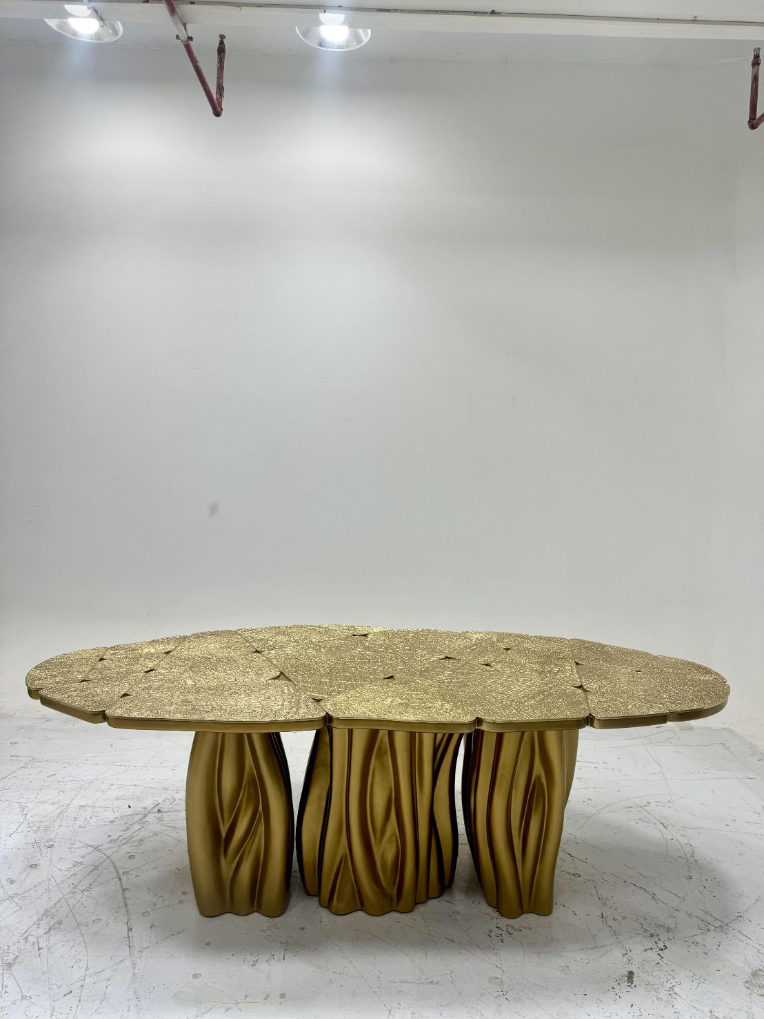 Luxurious Creativity Solid Wood Irregular Etching Brass Dining Table