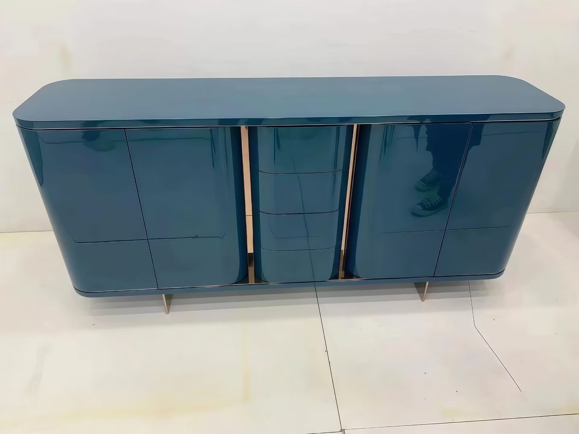 Donegal Artistic Simple Stainless Steel Solid Wood Custom Sideboard