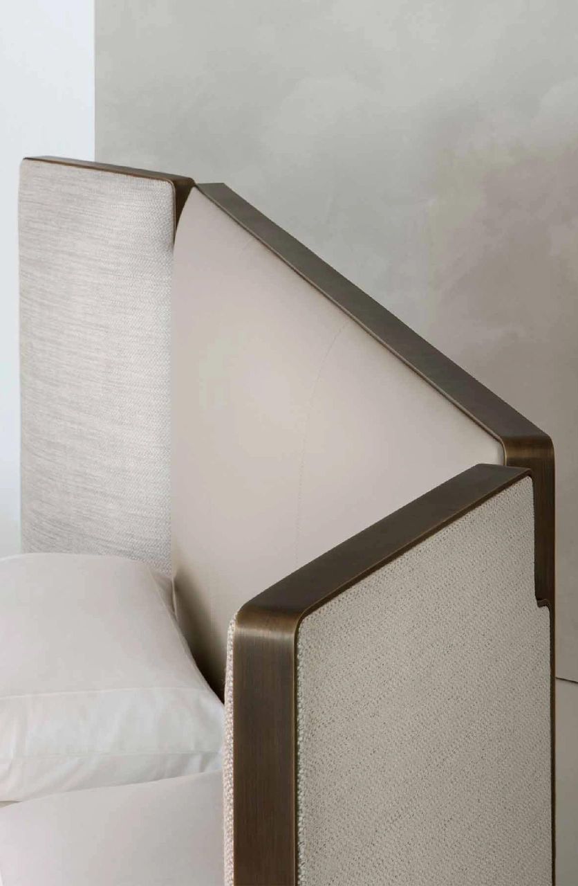Falcon Modern Creativity Bedroom Genuine Leather Double Bed