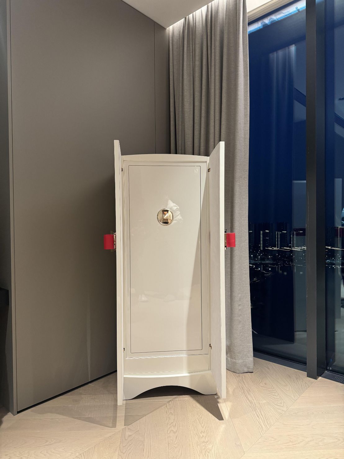 Fiocco Italian High-End Solid Wood Designer Villa Jewelry Cabinet