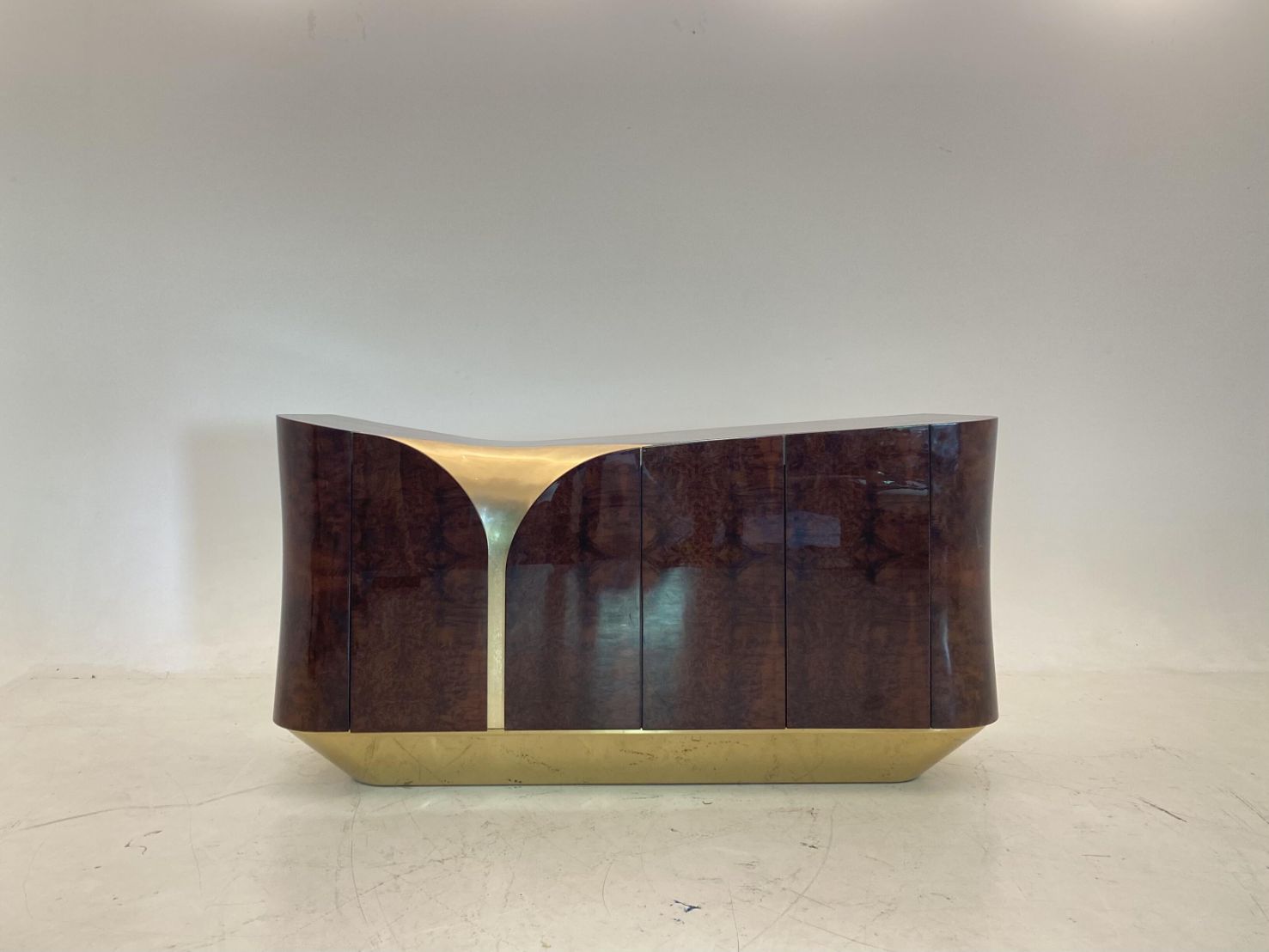 Firefall Designer Modern Minimalist Artistic Solid Wood Sideboard