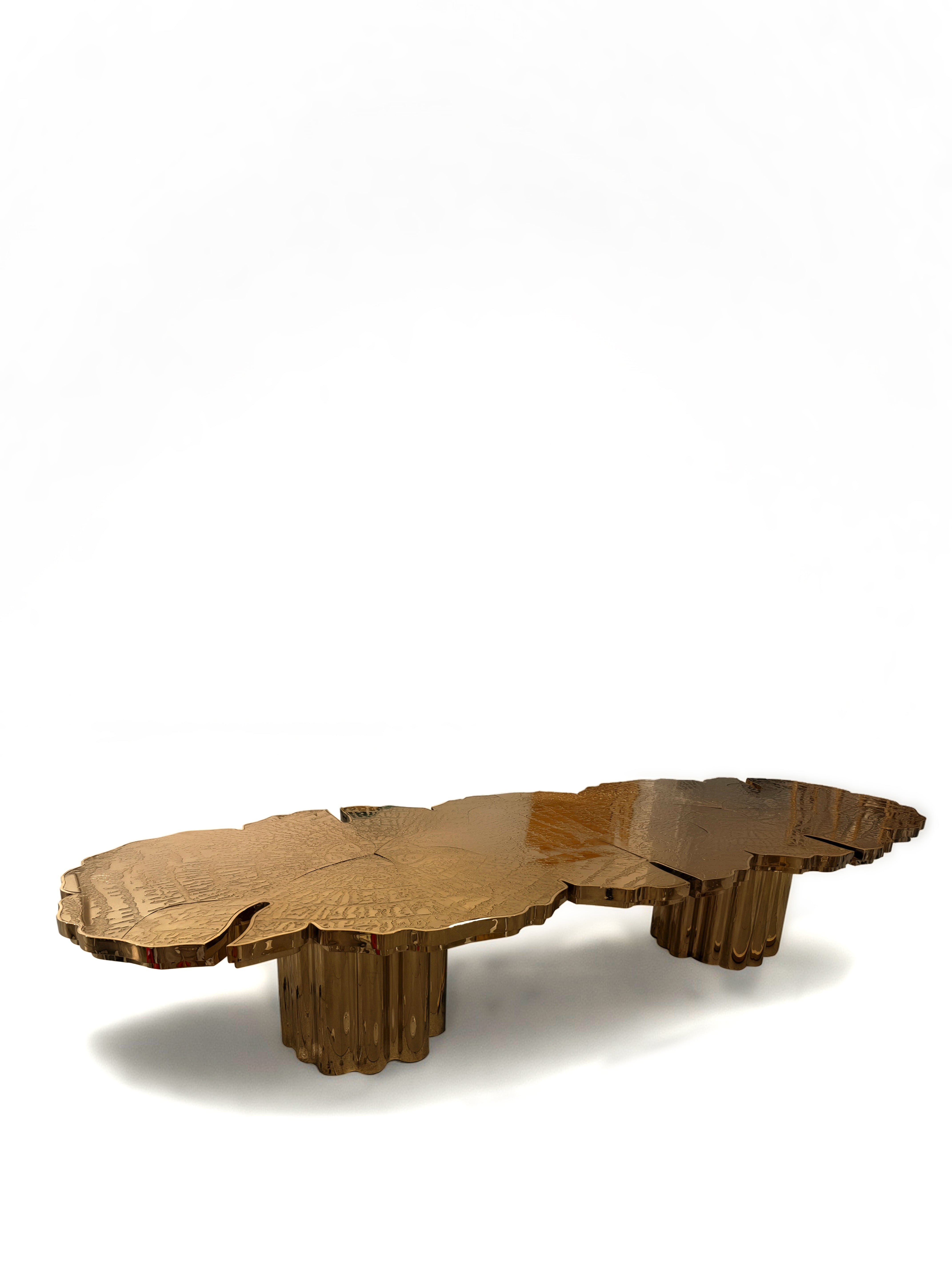 fortuna Petal Dining Table Stainless steel etching for high-end restaurants