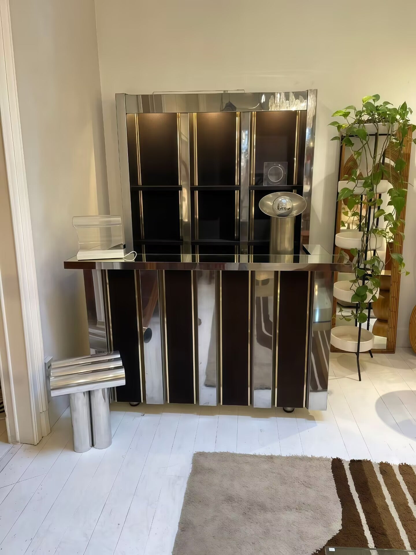 Hollywood Regency Artistic High-End Stainless Steel Bar Counter