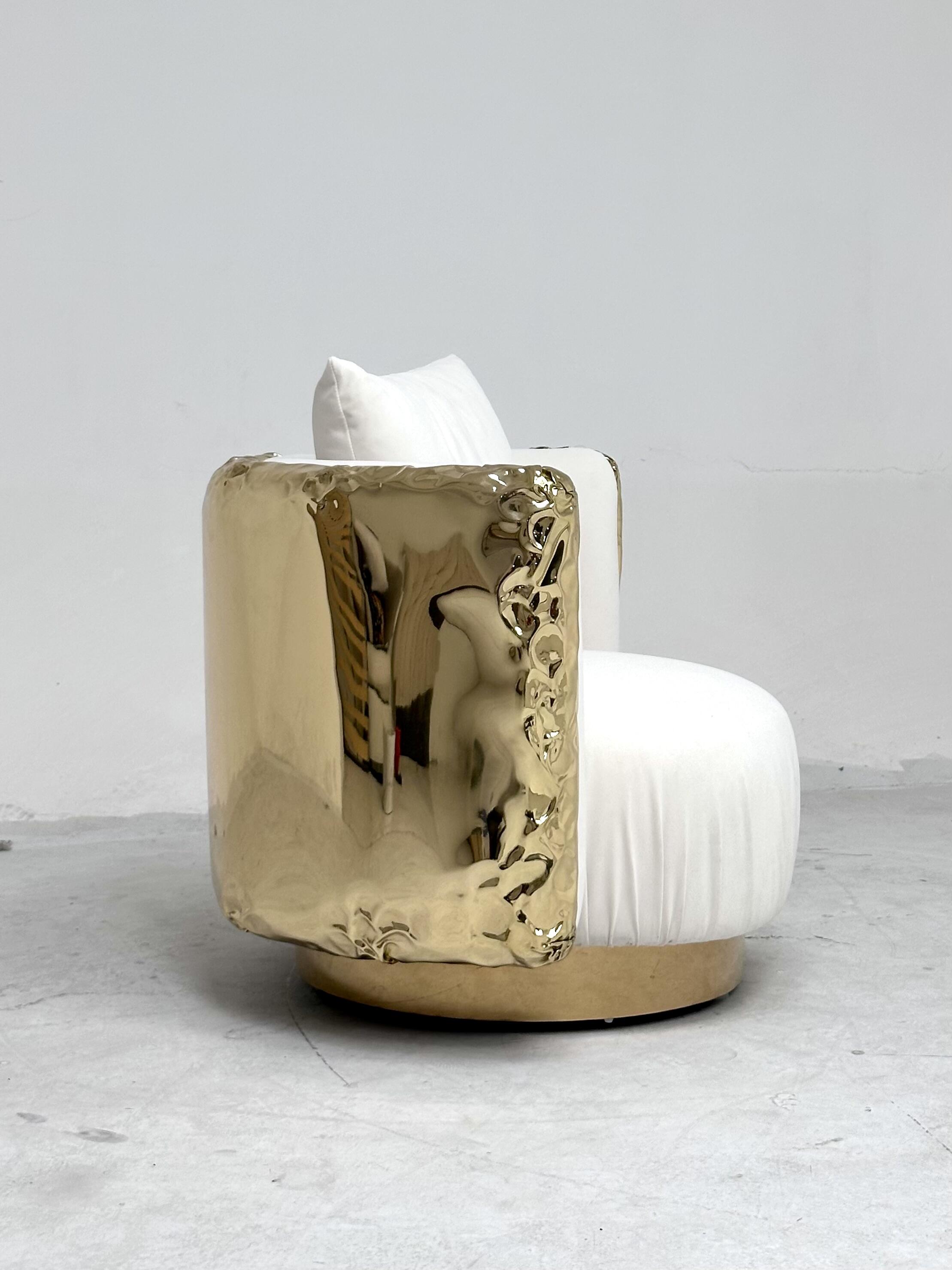 IMPERFECTIO ROUND LUXURY ARMCHAIR