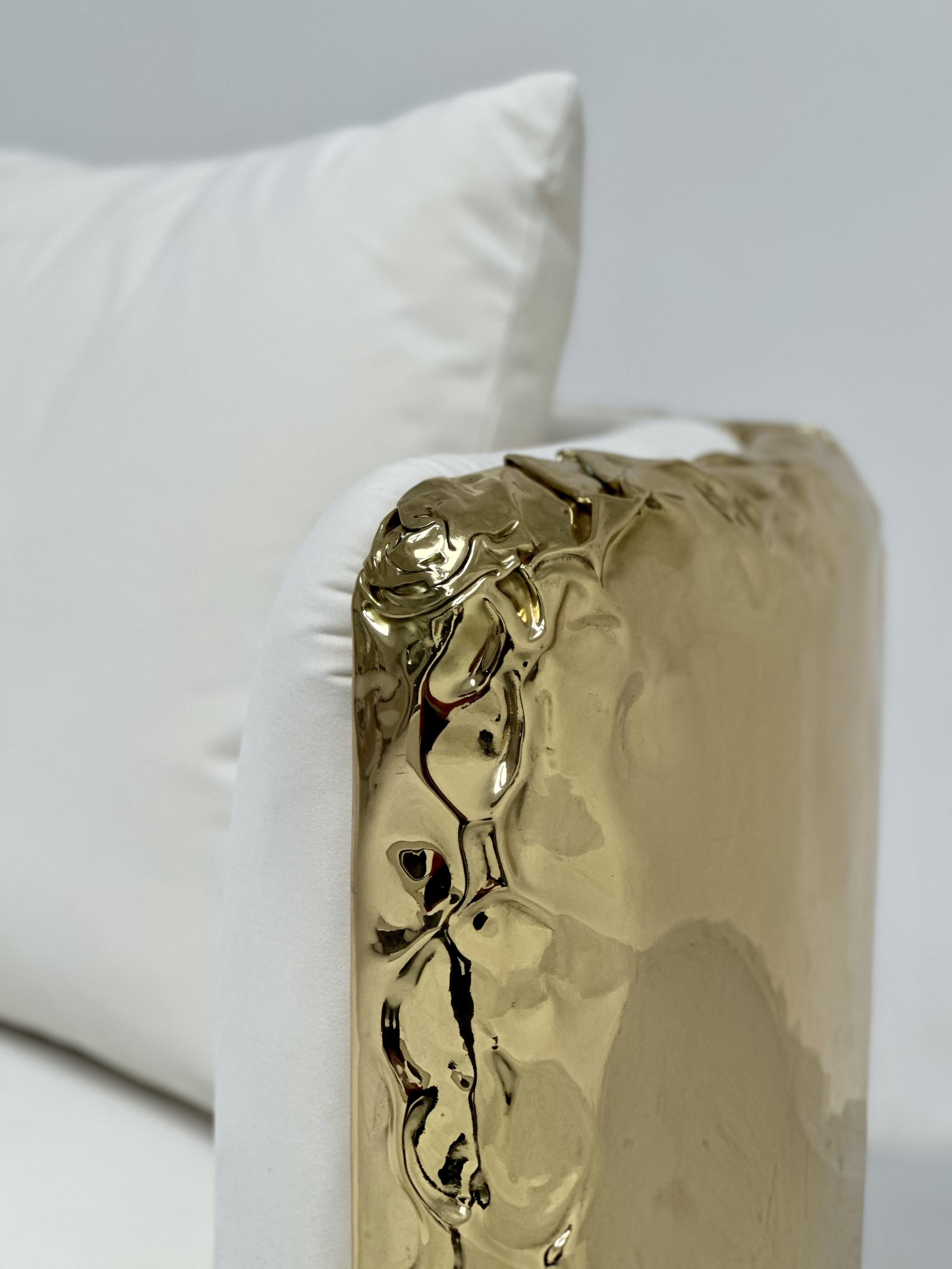 IMPERFECTIO ROUND LUXURY ARMCHAIR