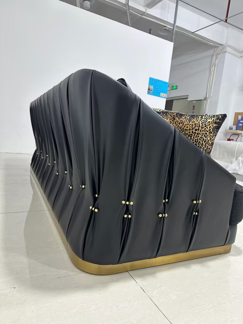 Inanda Italian Art Creativity Corset Genuine Leather Double Sofa
