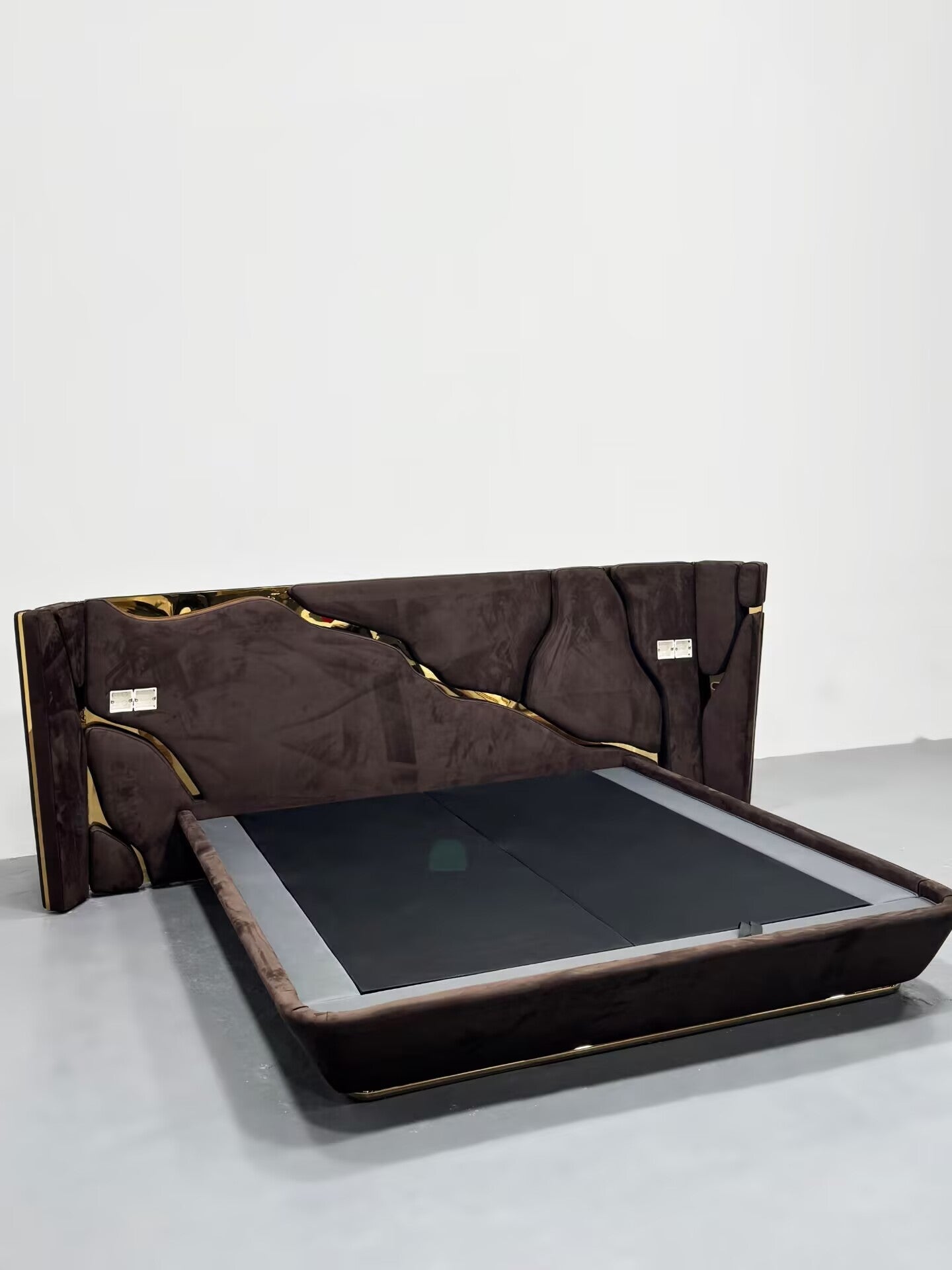 Kintsukuroi High Quality Luxurious Genuine Leather Double Bed Bed