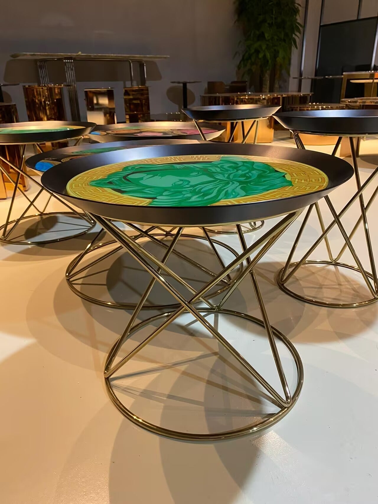 La Medusa Italian Upscale Creativity Round Small Coffee Table