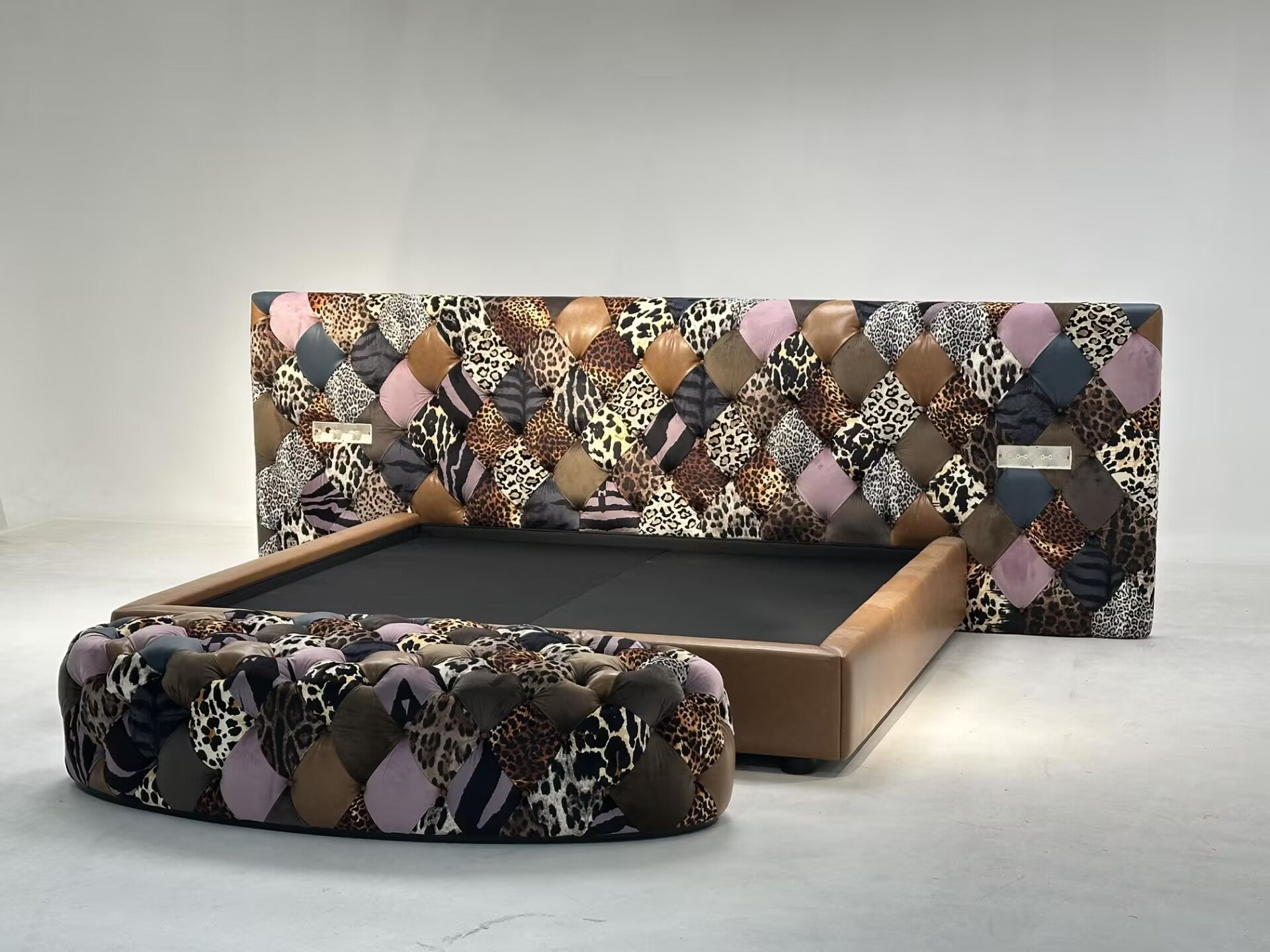 Limbo Bedroom Designer Creativity Wide-Screen Genuine Leather Bed