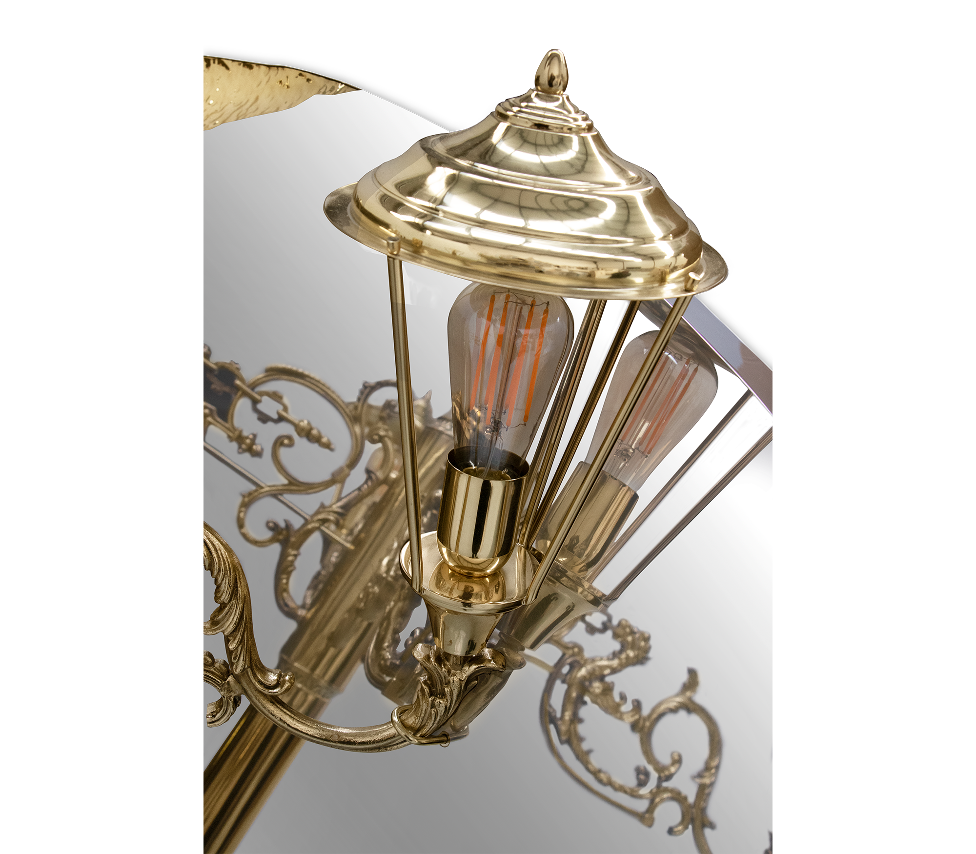 lumiere round mirror