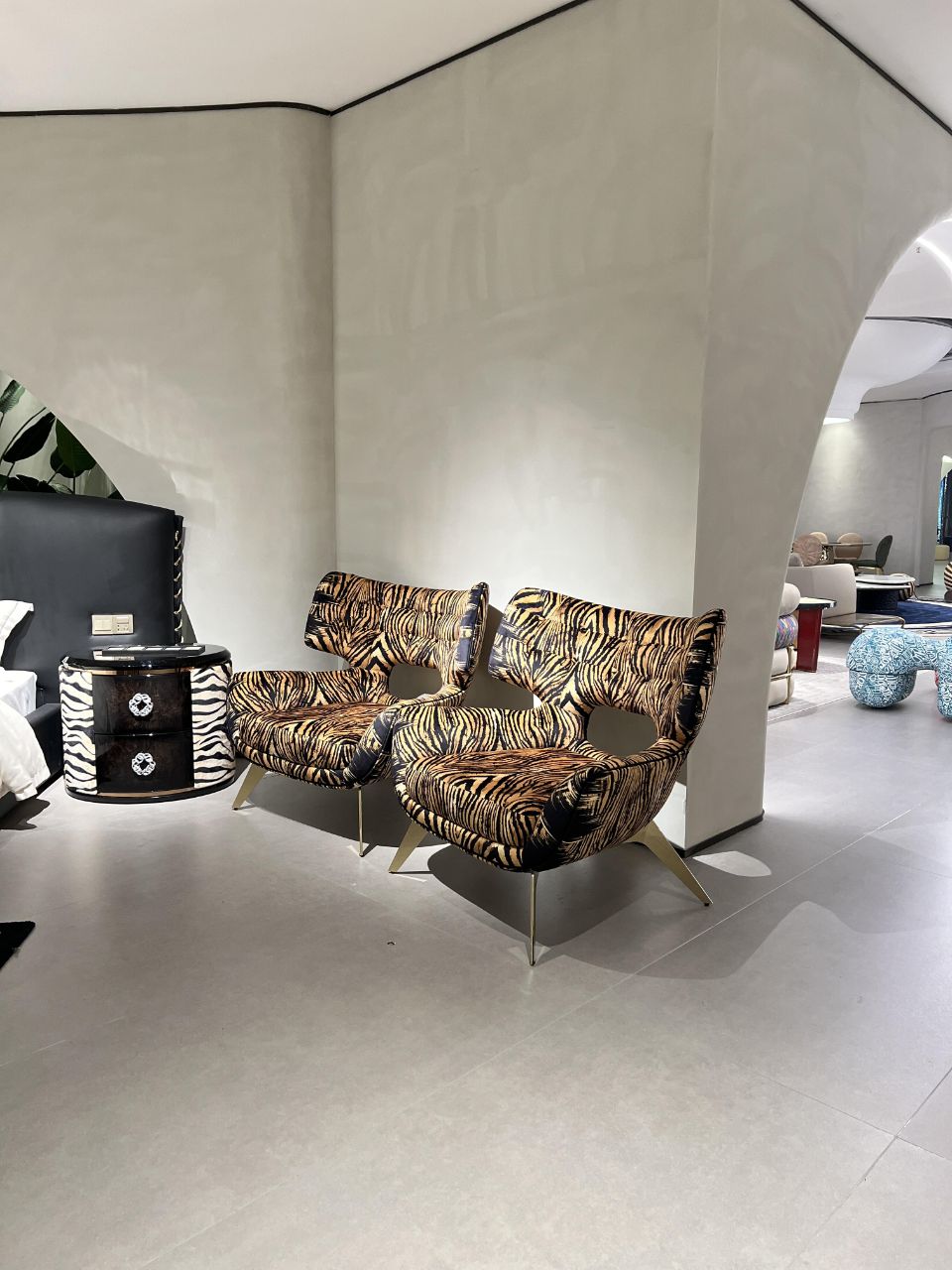 Maclaine Italian Personality Designer Living Room Fabric Armchair
