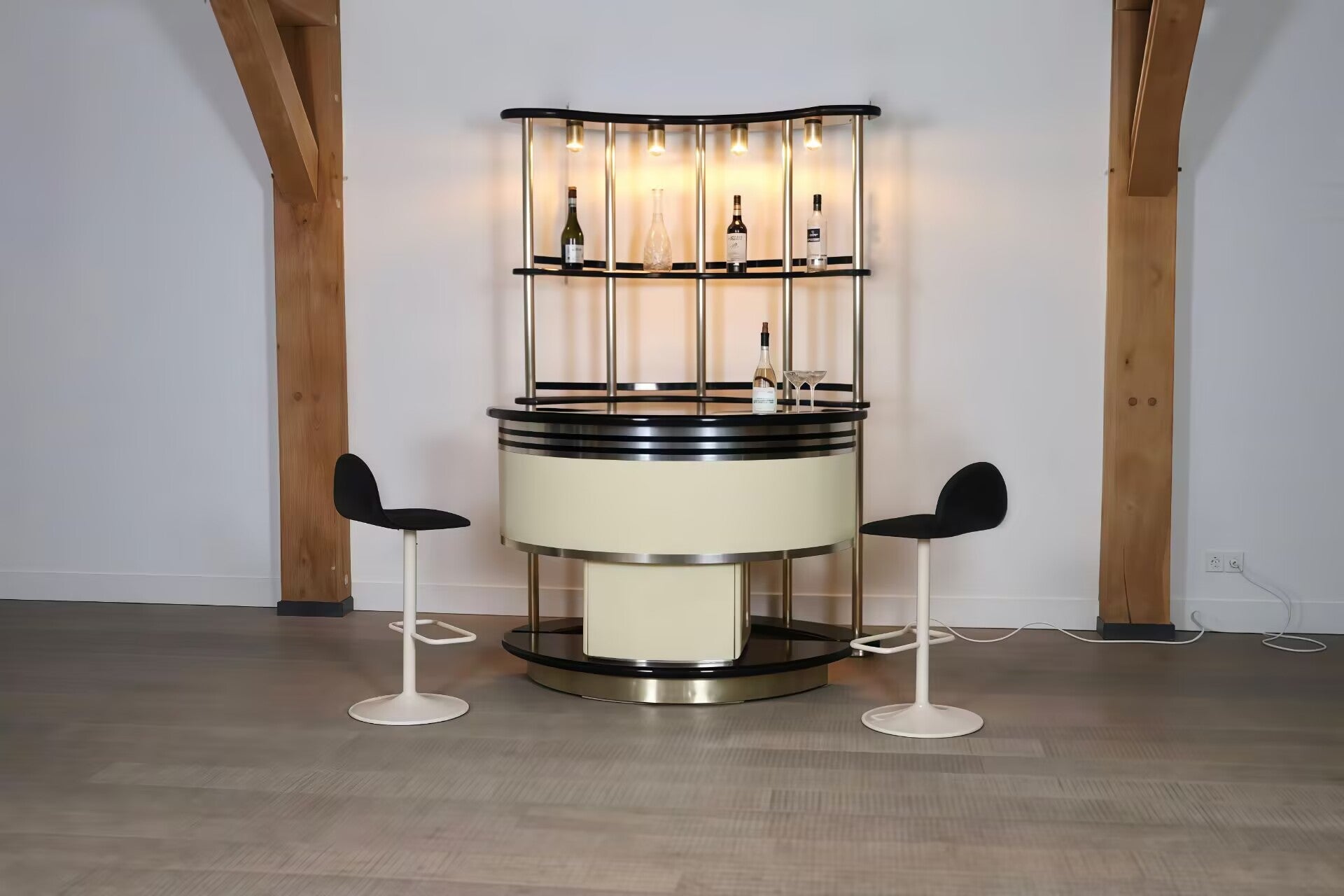 Midcentury Italian Luxury Artistic Retro Stainless Steel Bar Counter
