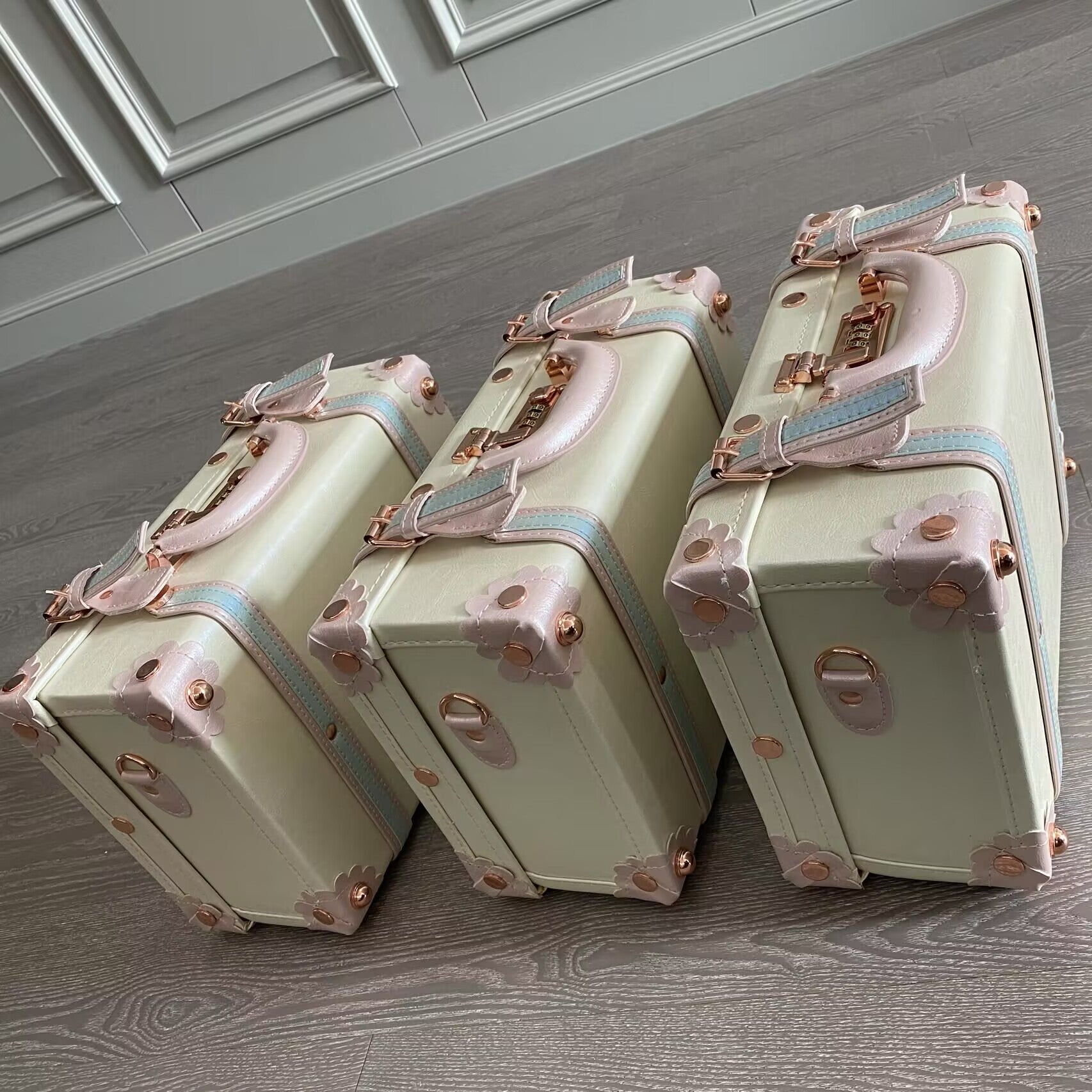 Minimalism Luxurious Retro Cute Creativity Leather Password Suitcase