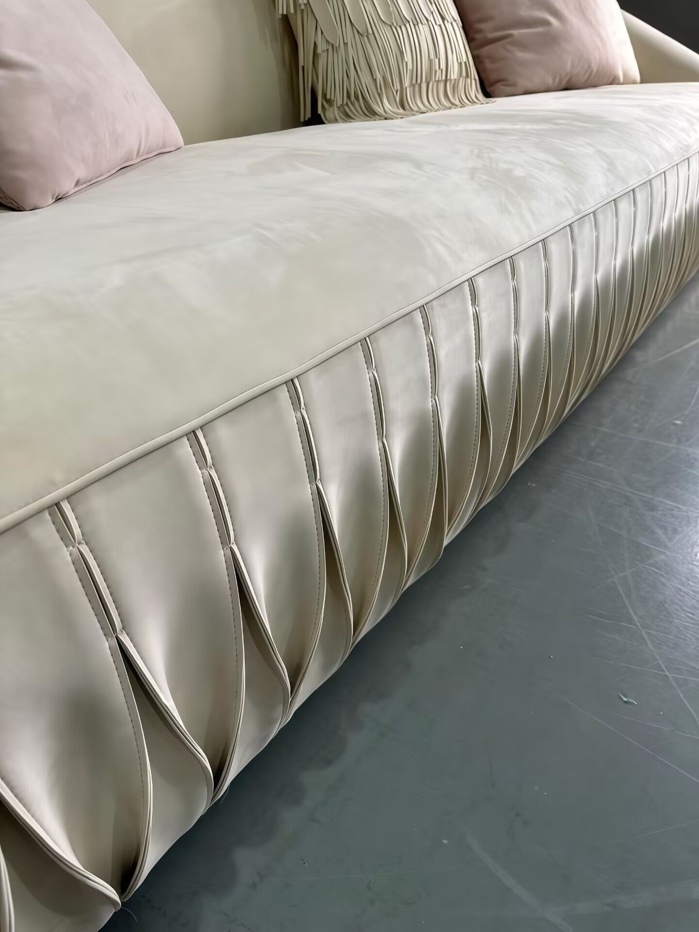 Nest Italian Living Room High-End Genuine Leather Customize Sofa