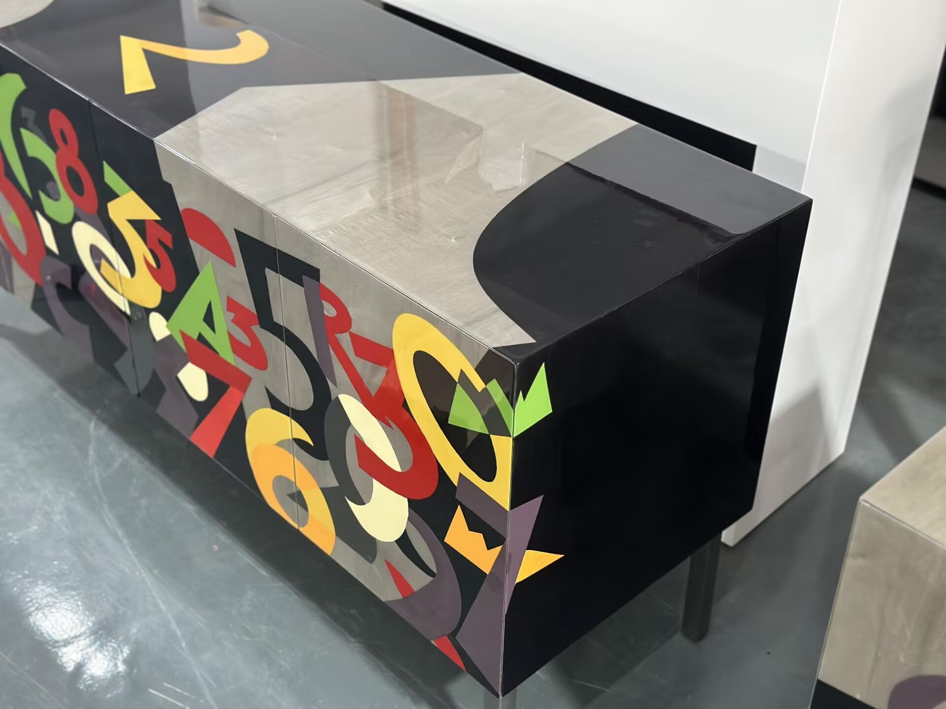 Numeri High-End Minimalism Artistic Painting Entryway Cabinet