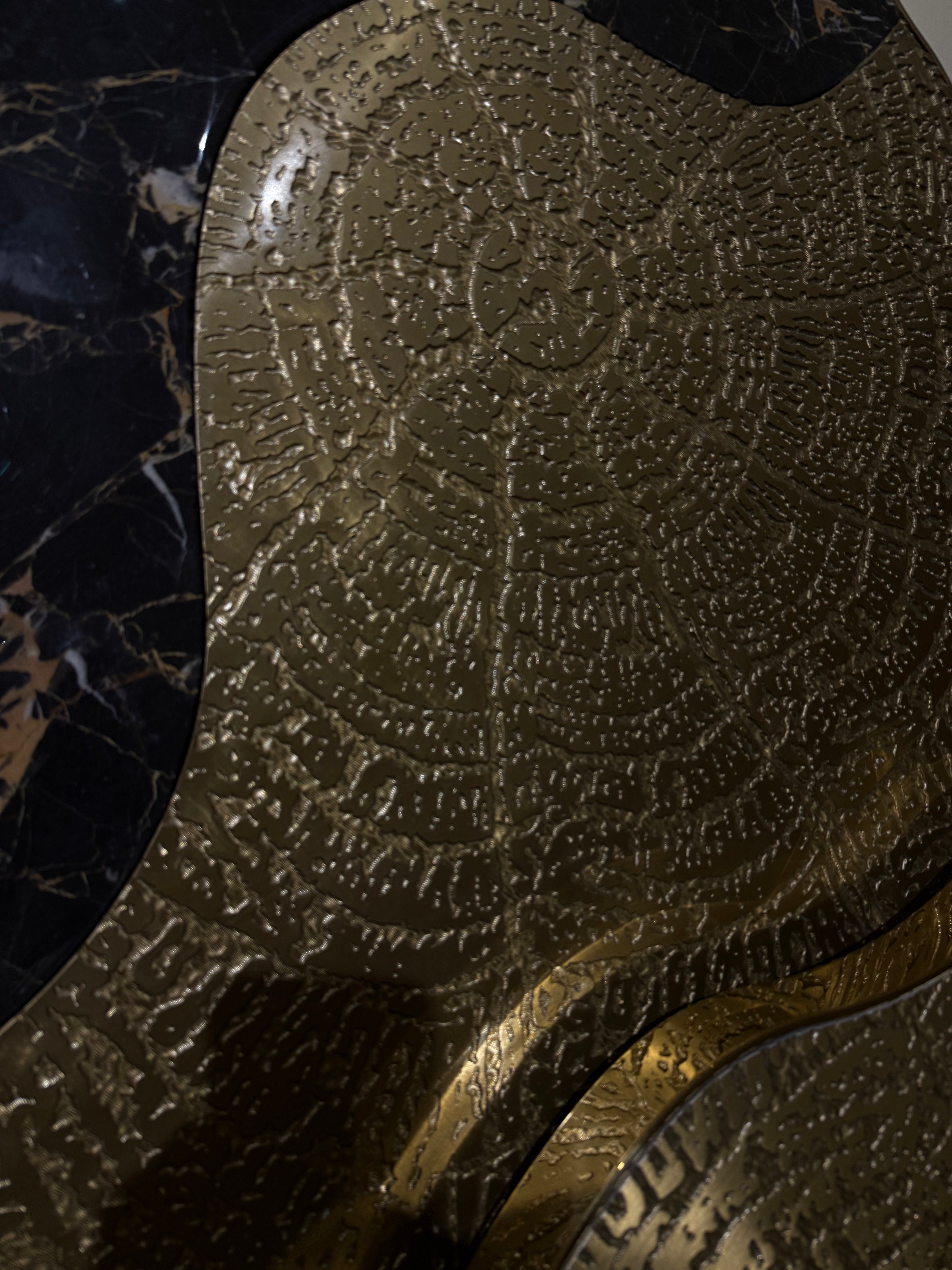 OPHELIA PORTORO MARBLE AND GOLD PURE COPPER ETCHING CENTER TABLE