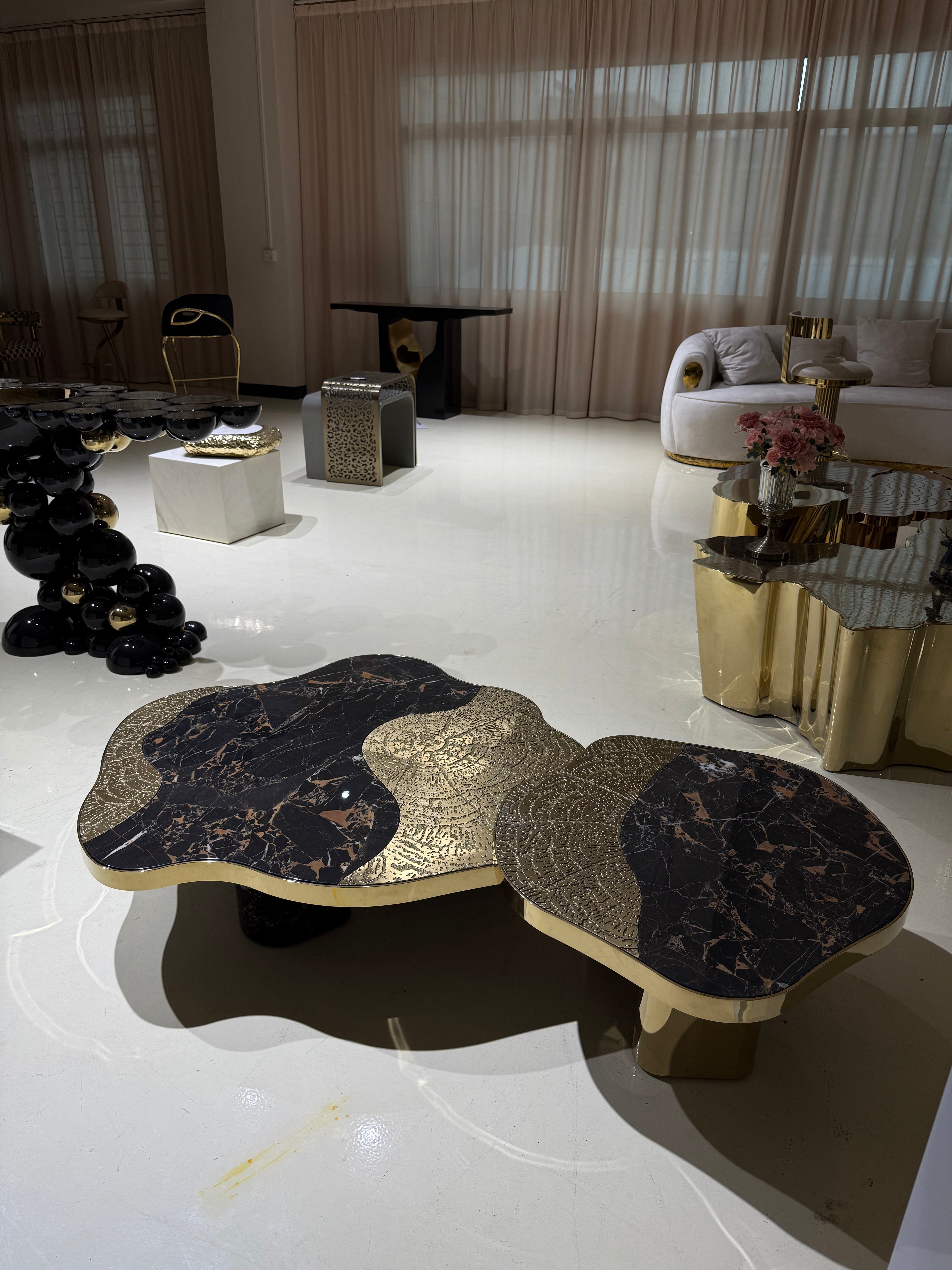 OPHELIA PORTORO MARBLE AND GOLD PURE COPPER ETCHING CENTER TABLE