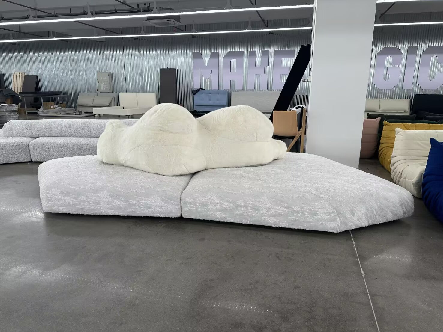 Pack Designer Unique Creative Living Room Polar Bear Fabric Sofa