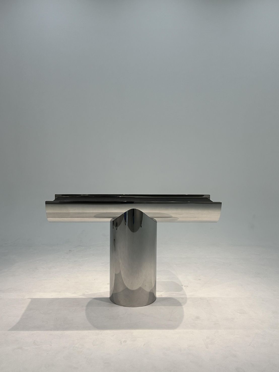 Pilotis Designer Living Room Stainless Steel Minimalist Console