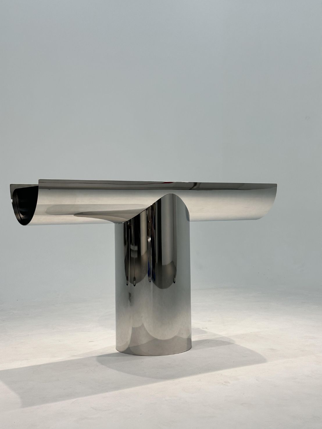 Pilotis Designer Living Room Stainless Steel Minimalist Console