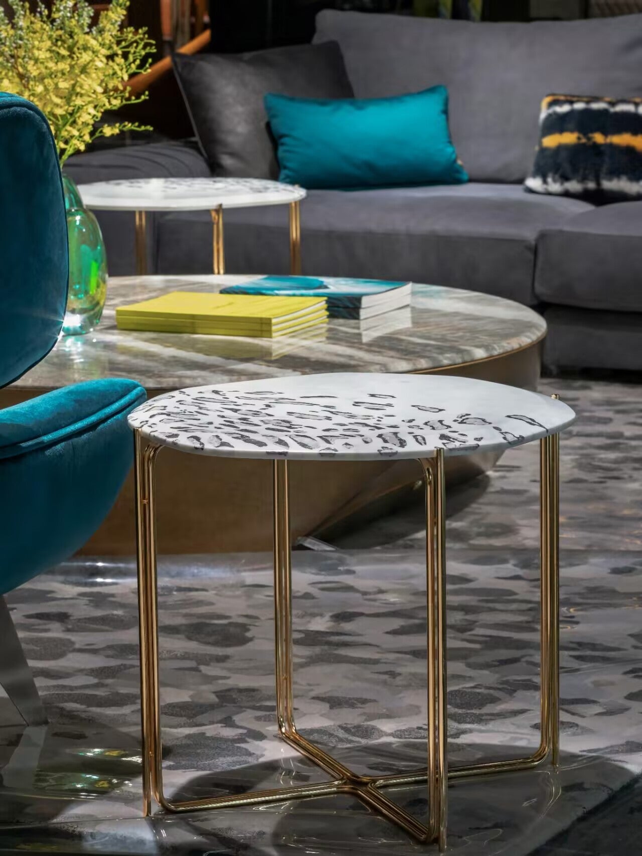 Ragali.2 Luxurious Marble Modern Minimalism Stainless Steel Side Table