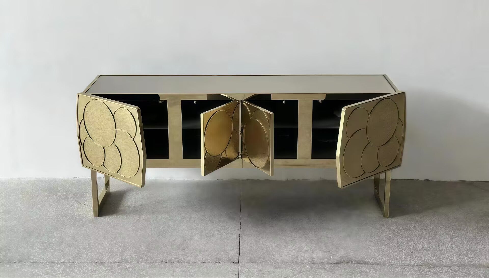 Samurai High Quality Unique Creativity Solid Wood Metal Sideboard