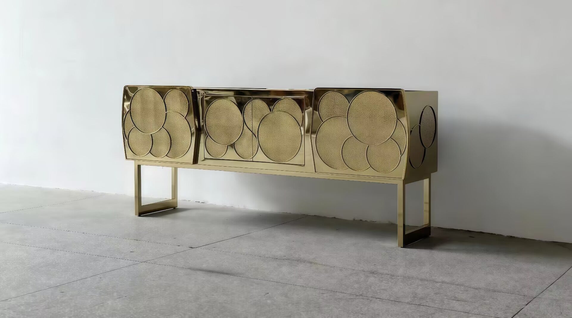Samurai High Quality Unique Creativity Solid Wood Metal Sideboard