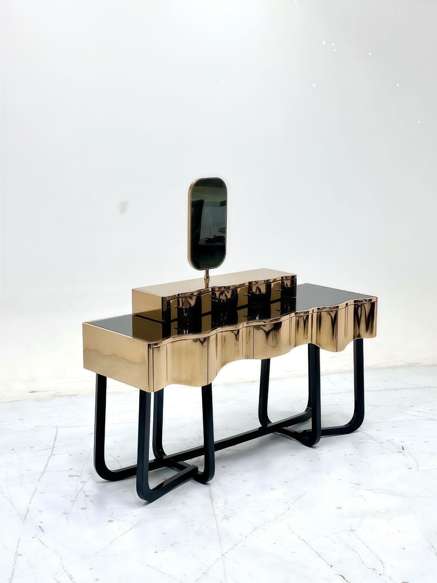 Sinuous Villa Bedroom Simple Solid Wood Metal Metal Dressing Table
