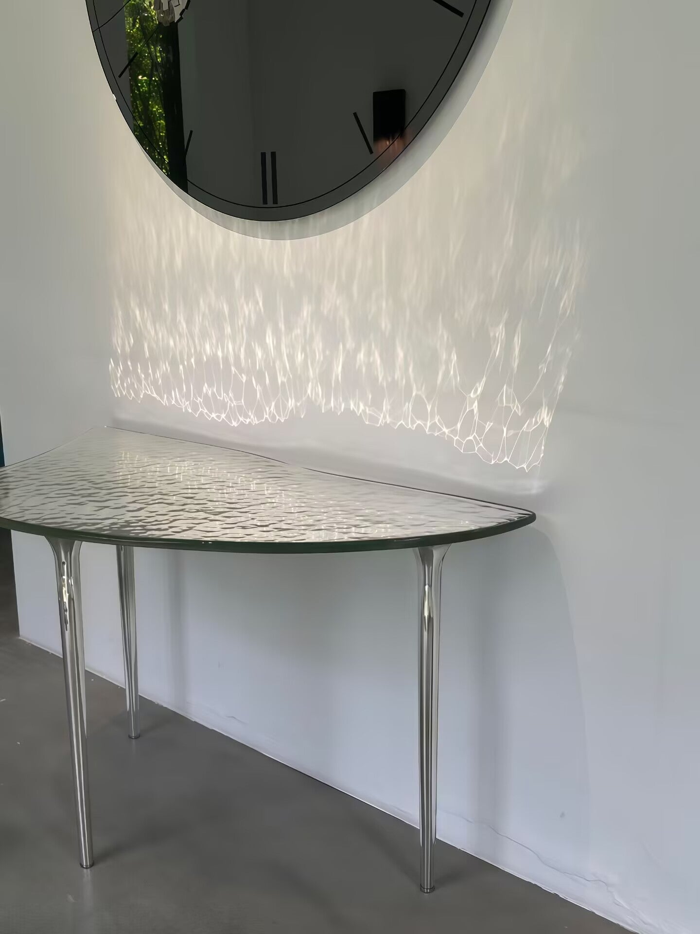 Specchio Di Venere Luxurious Artistic Hammered Glass Metal Console