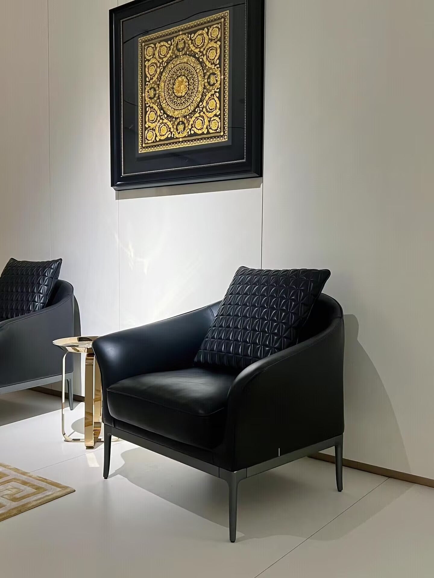 Stiletto Italian Simplicity Genuine Leather Customize Single Sofa Chair