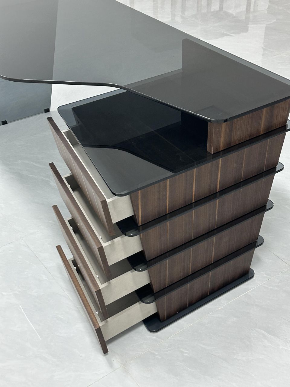 Stratos Italian Minimalist Solid Wood Creativity Glass Writing Desk