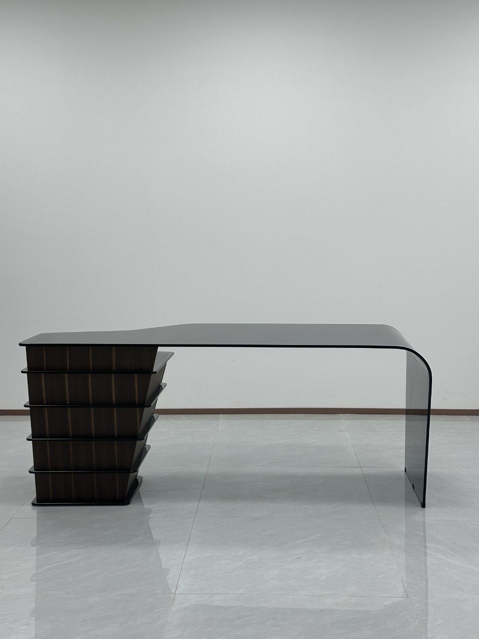 Stratos Italian Minimalist Solid Wood Creativity Glass Writing Desk