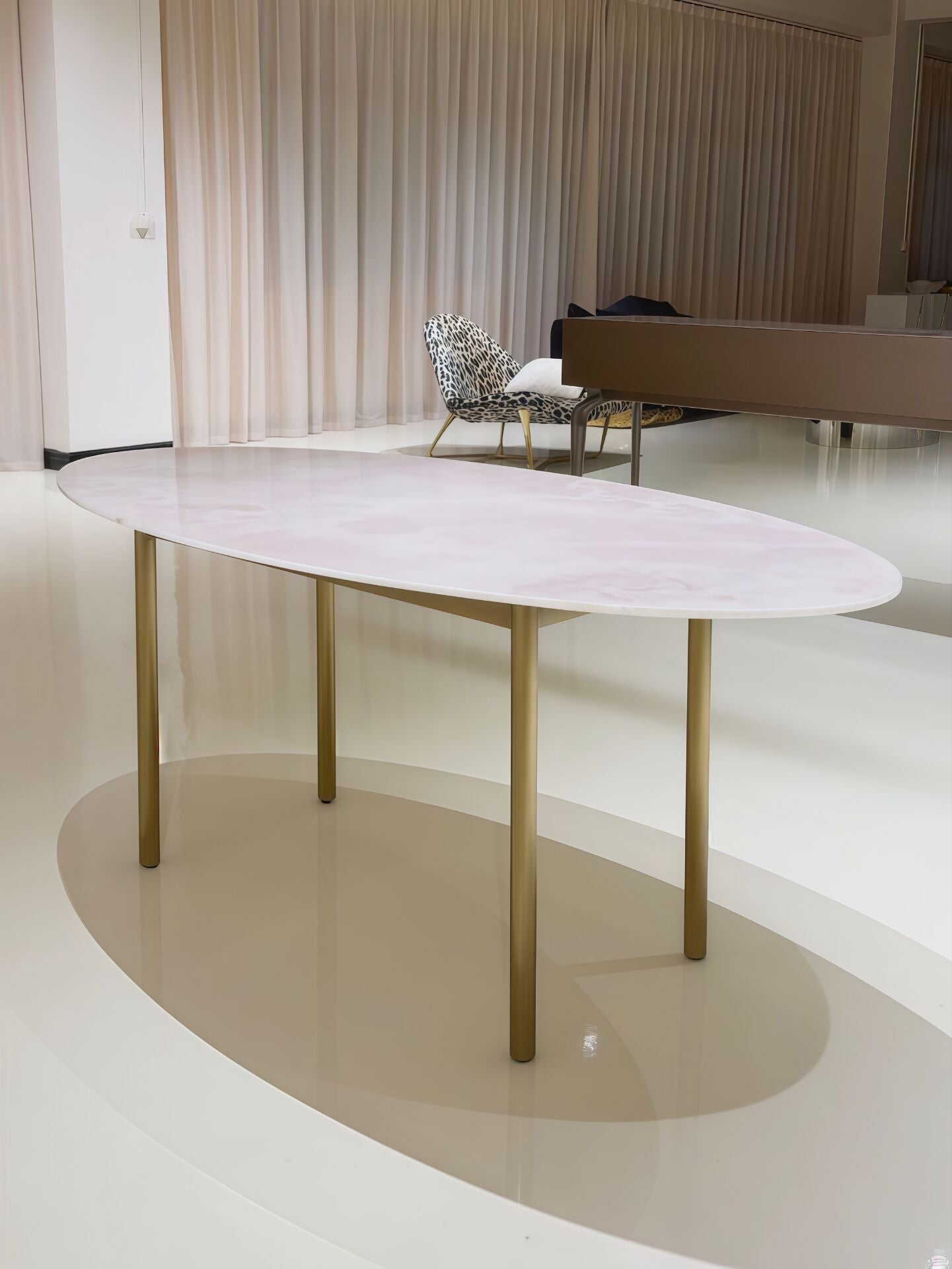 Totu Luxurious High End Marble Unique Creative Metal Dining Table