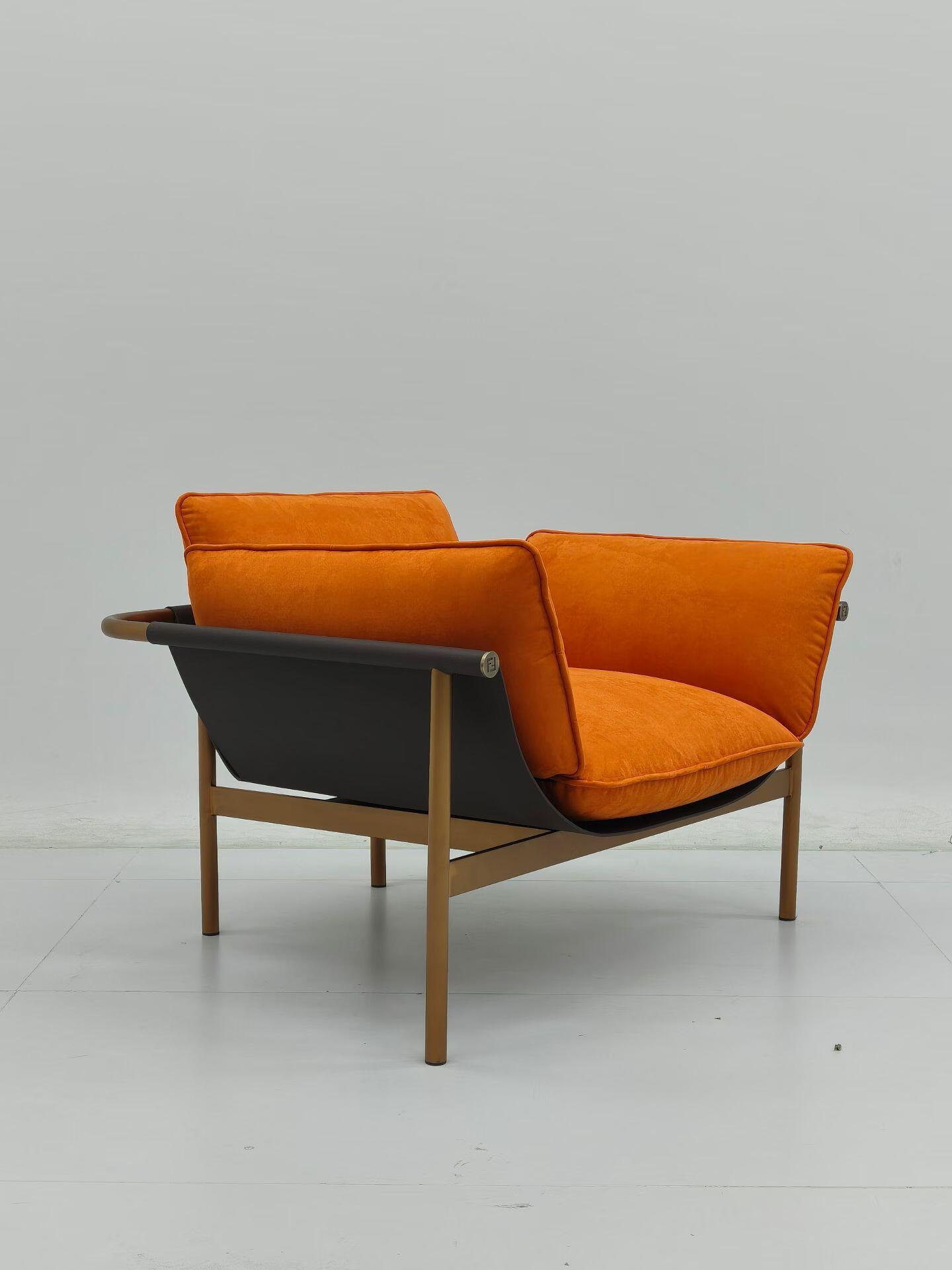 Totu Modern Minimalism Designer Upscale Fabric Sofa Chair