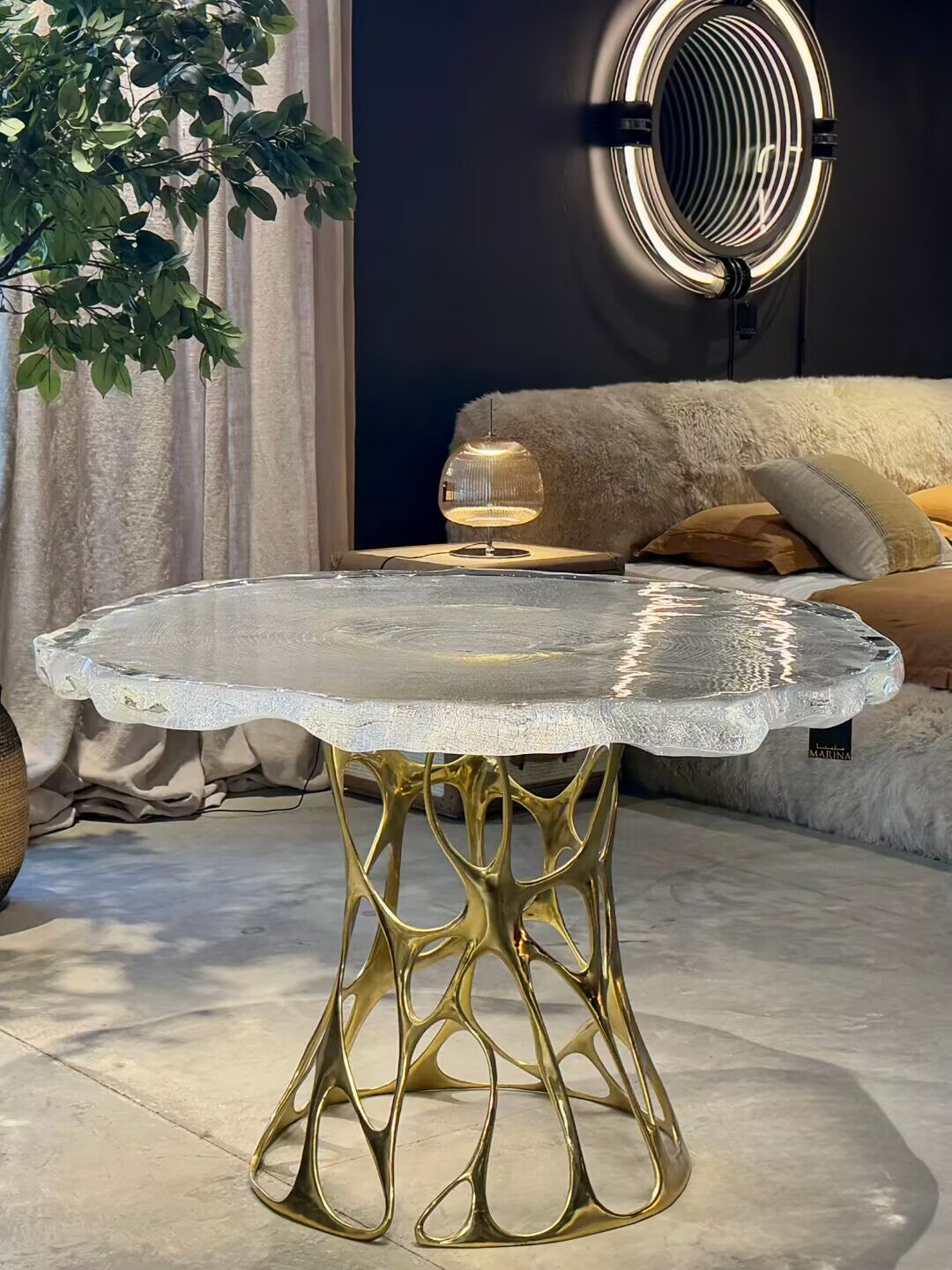 Tree Grain High-End Designer Irregular Metal Resin Side Table