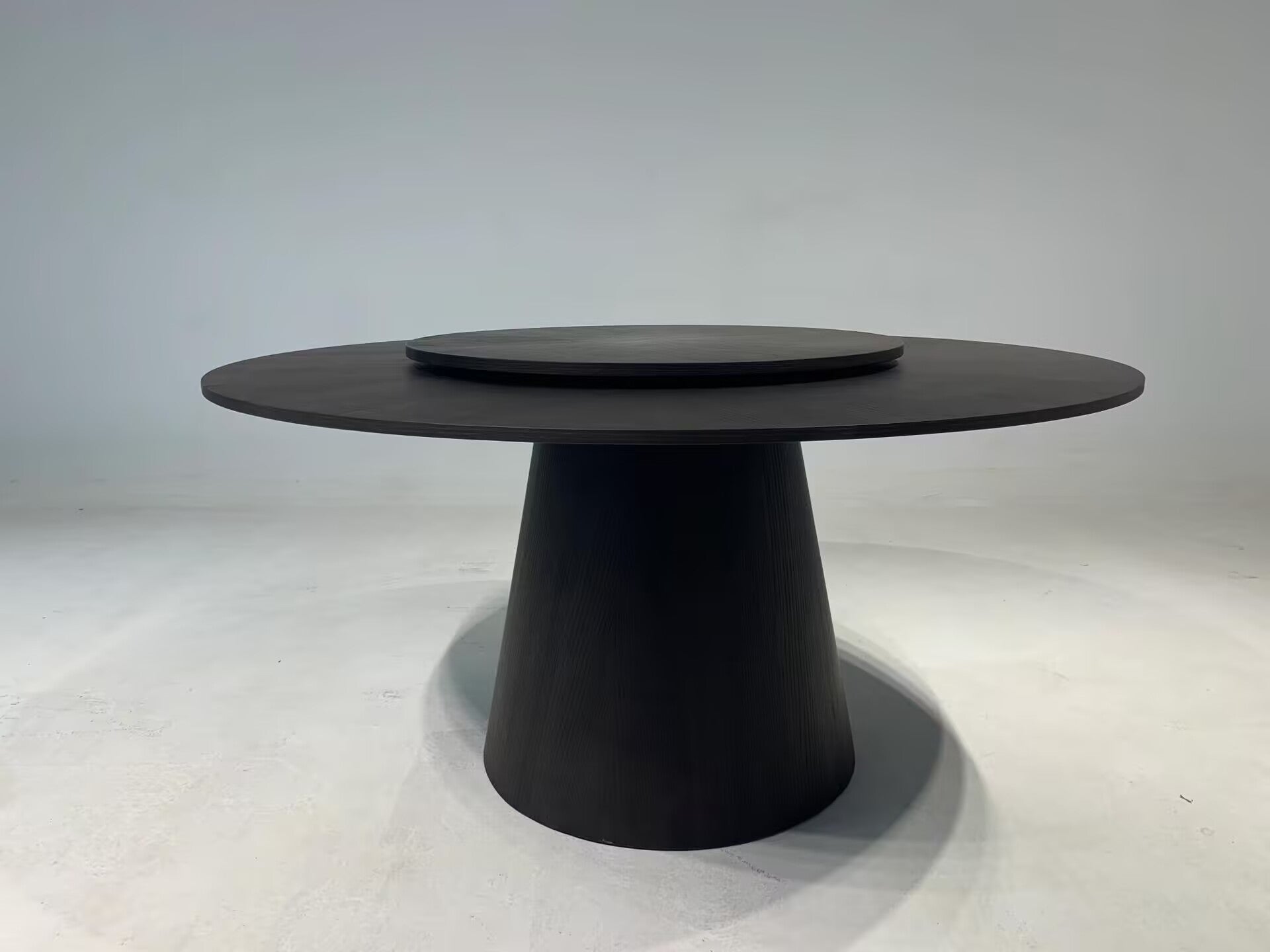 Ufo Villa Modern Minimalism Solid Wood Customize Round Dining Table