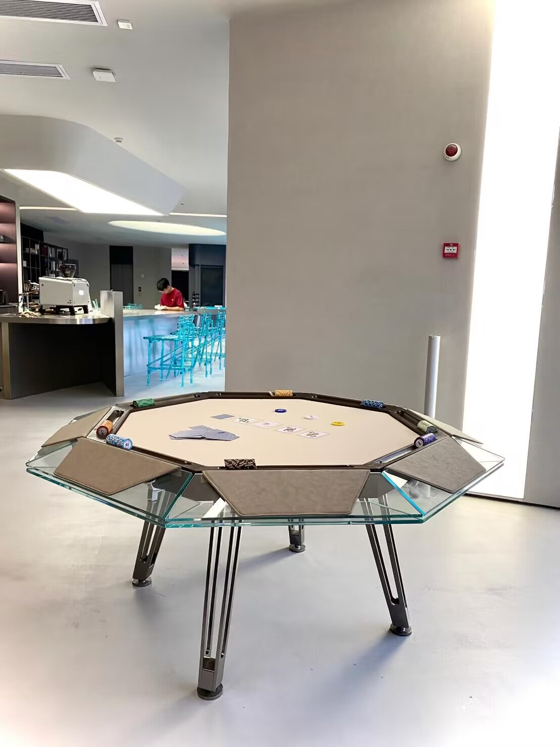Unootto Luxury Crystal Tempered Glass High End Poker Table