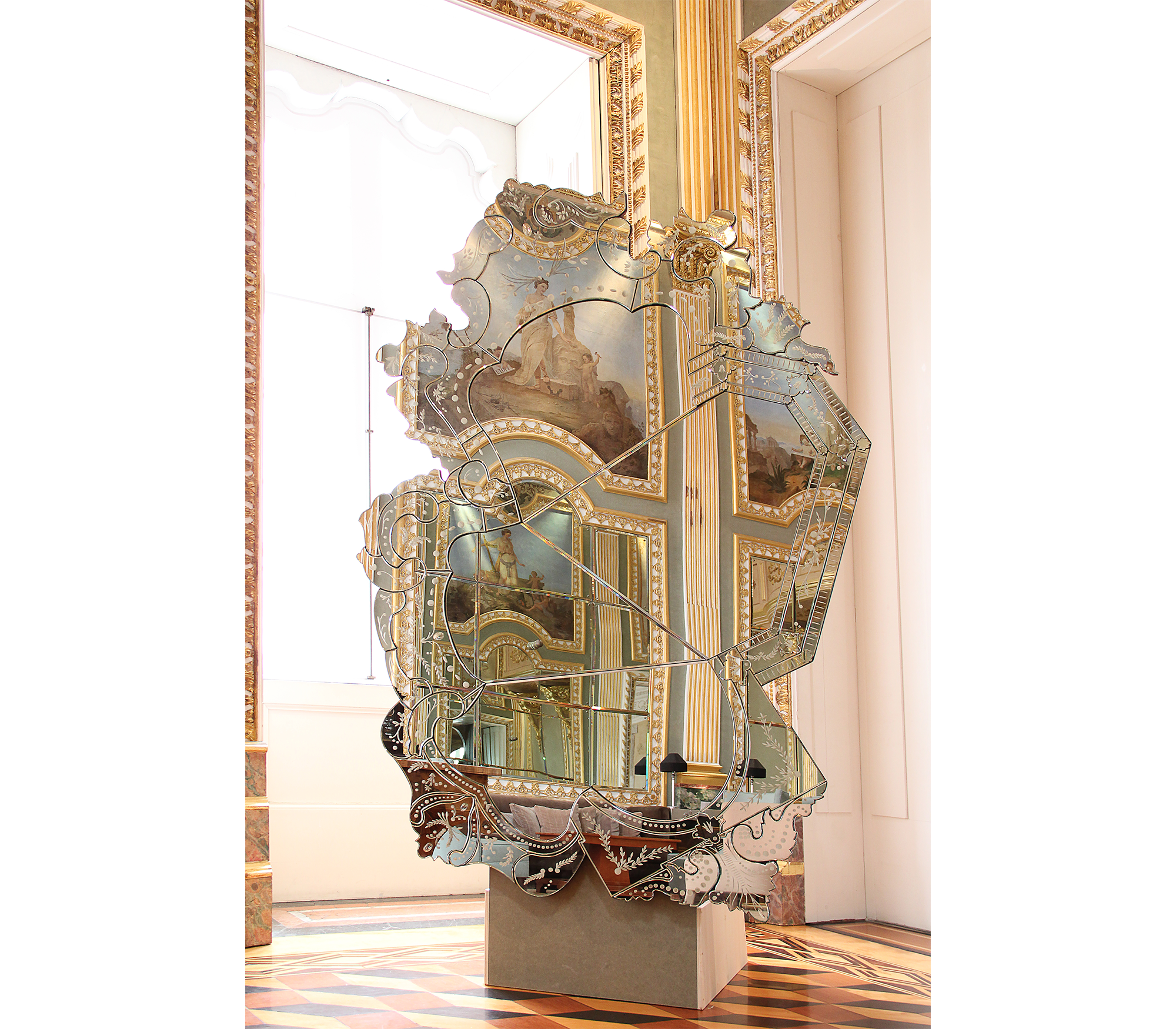 VENICE HIGH-END DECORATIVE MIRROR