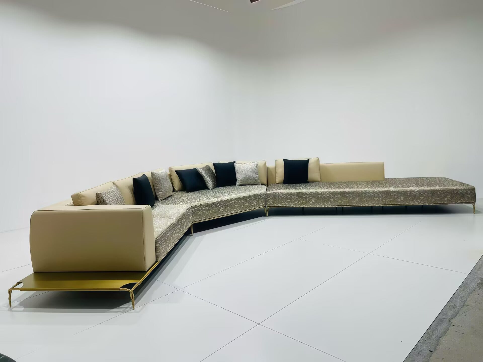Viktoria Modern Luxury Stainless Steel Living Room Curve Corner Sofa
