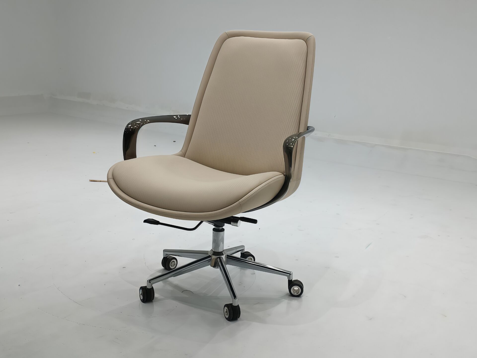 Volver Italian High End Designer Unique Creative Leather Office Chair