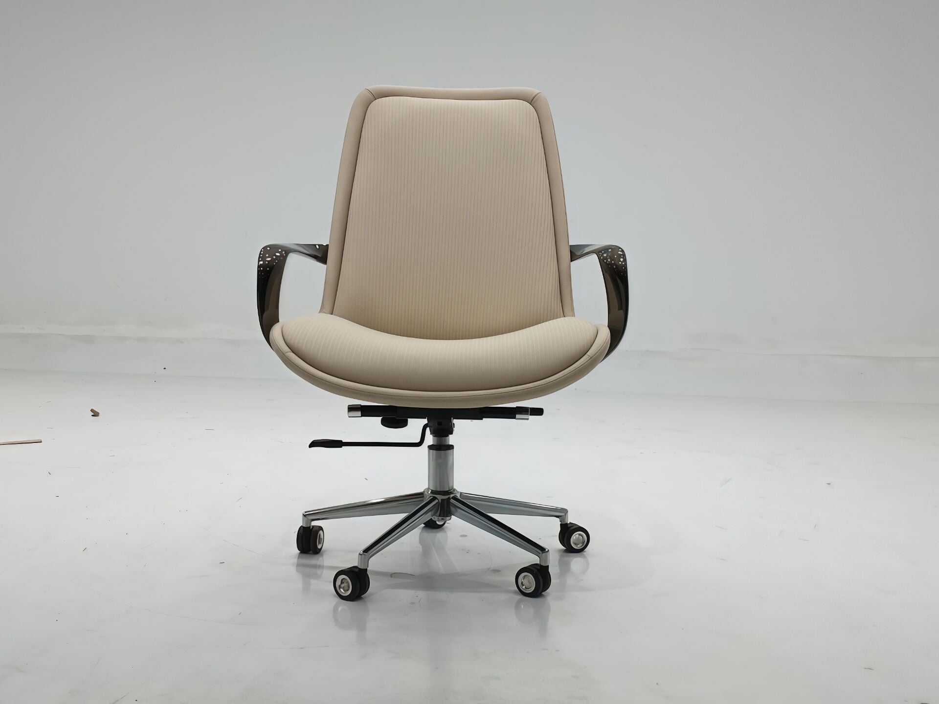 Volver Italian High End Designer Unique Creative Leather Office Chair